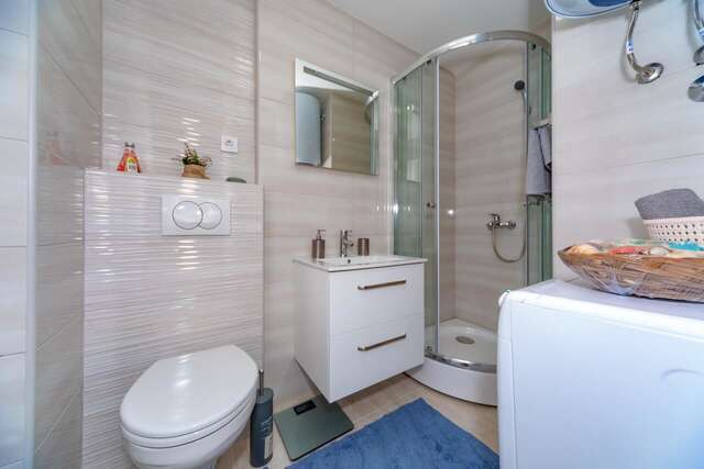 Апартаменты Sea&Center Lux Бар-13